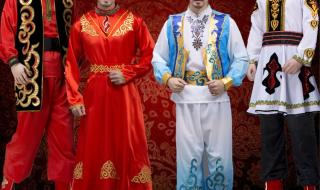新疆舞蹈有哪些 新疆维吾尔族舞蹈